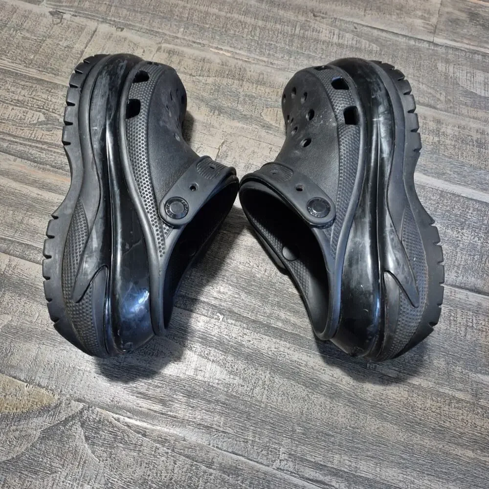 Crocs Mega Crush Clogs Black Unisex Men 4 Womens 6 Platform Shoes Slip On Garden